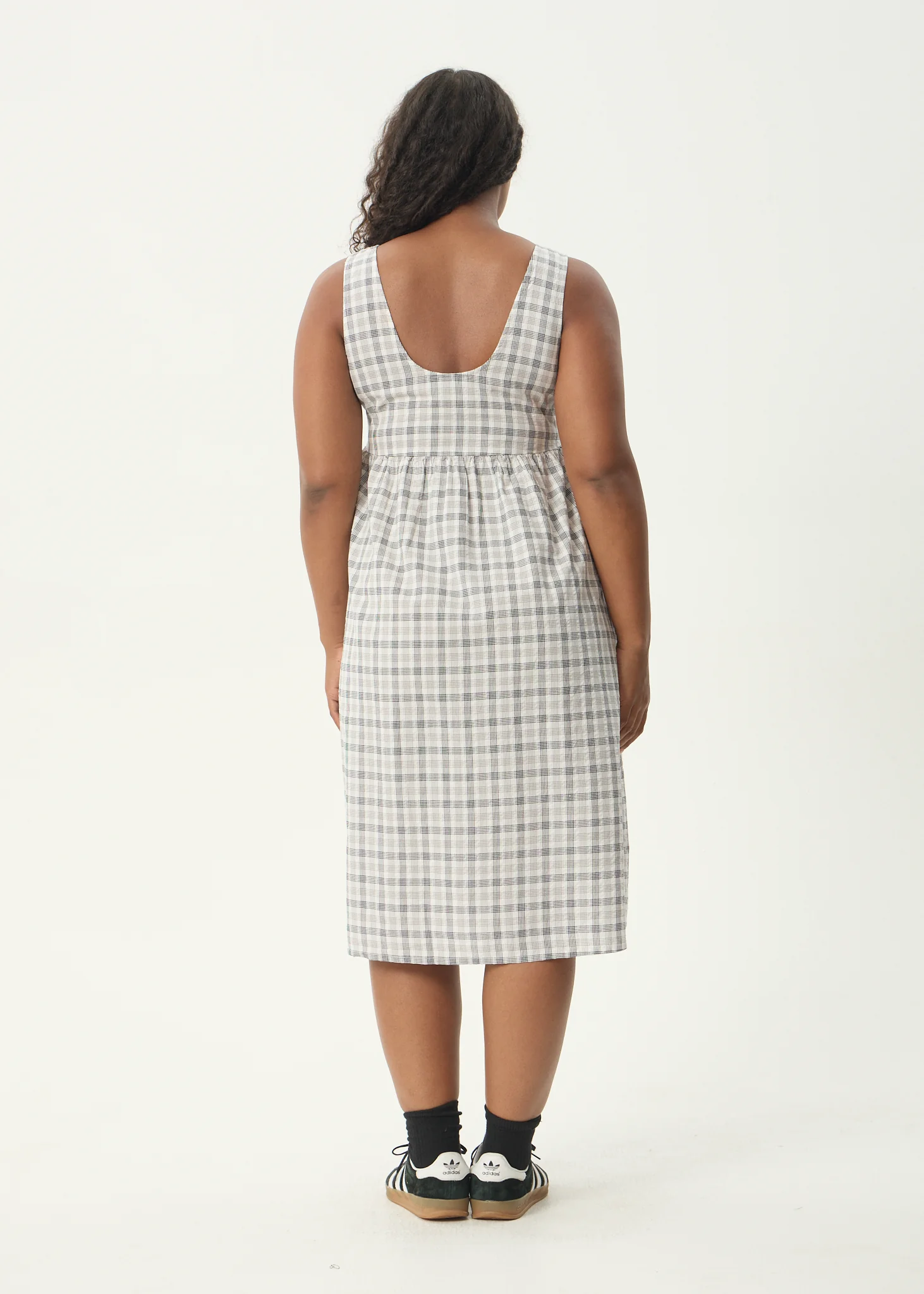 AFENDS Womens Leo - Seersucker Midi Dress - Black / White - Image 13