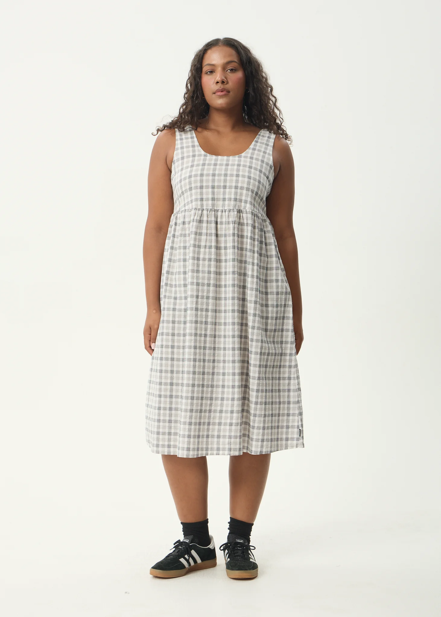 AFENDS Womens Leo - Seersucker Midi Dress - Black / White - Image 2