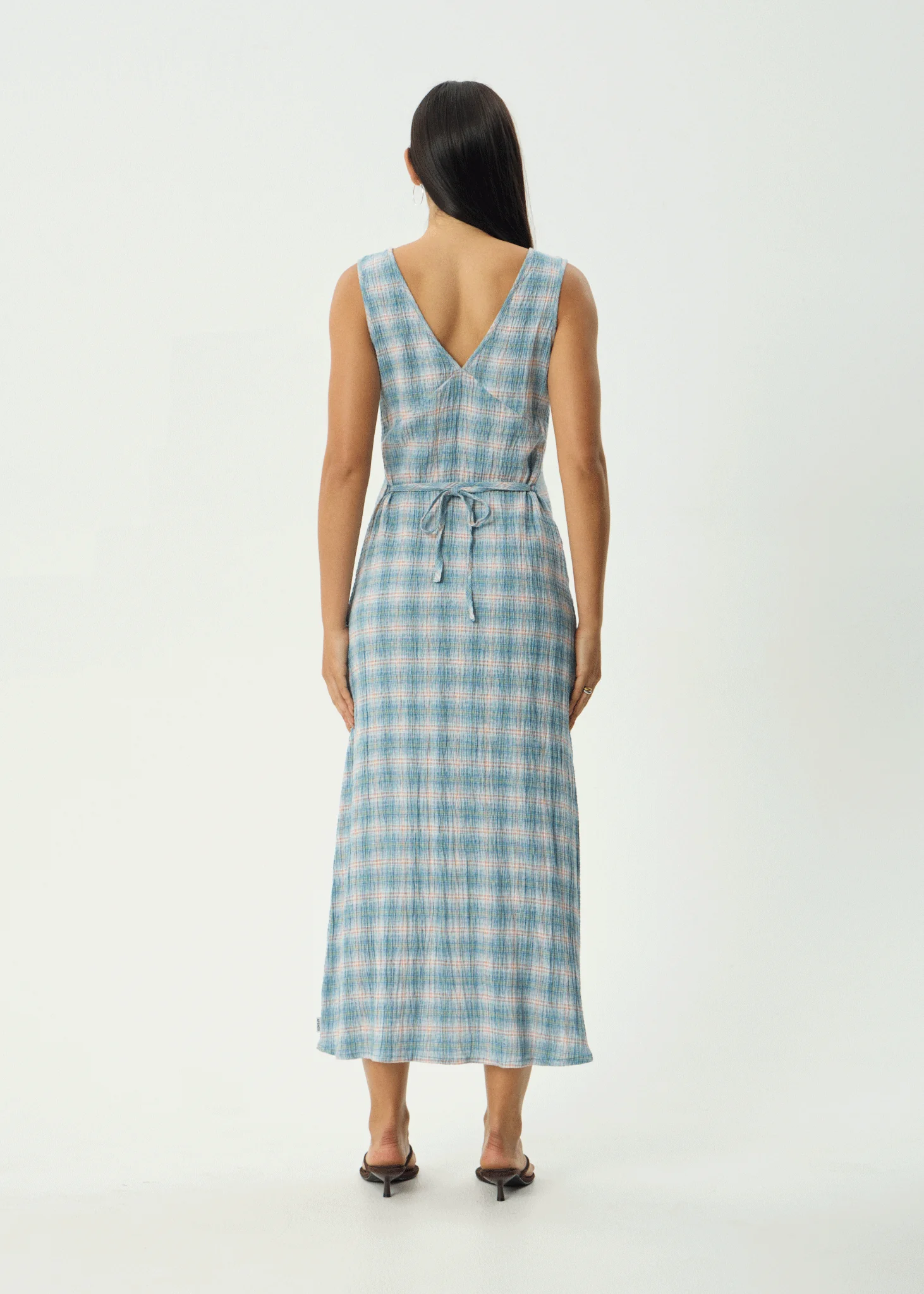 AFENDS Womens Position - Seersucker Maxi Dress - Lake Check - Image 8