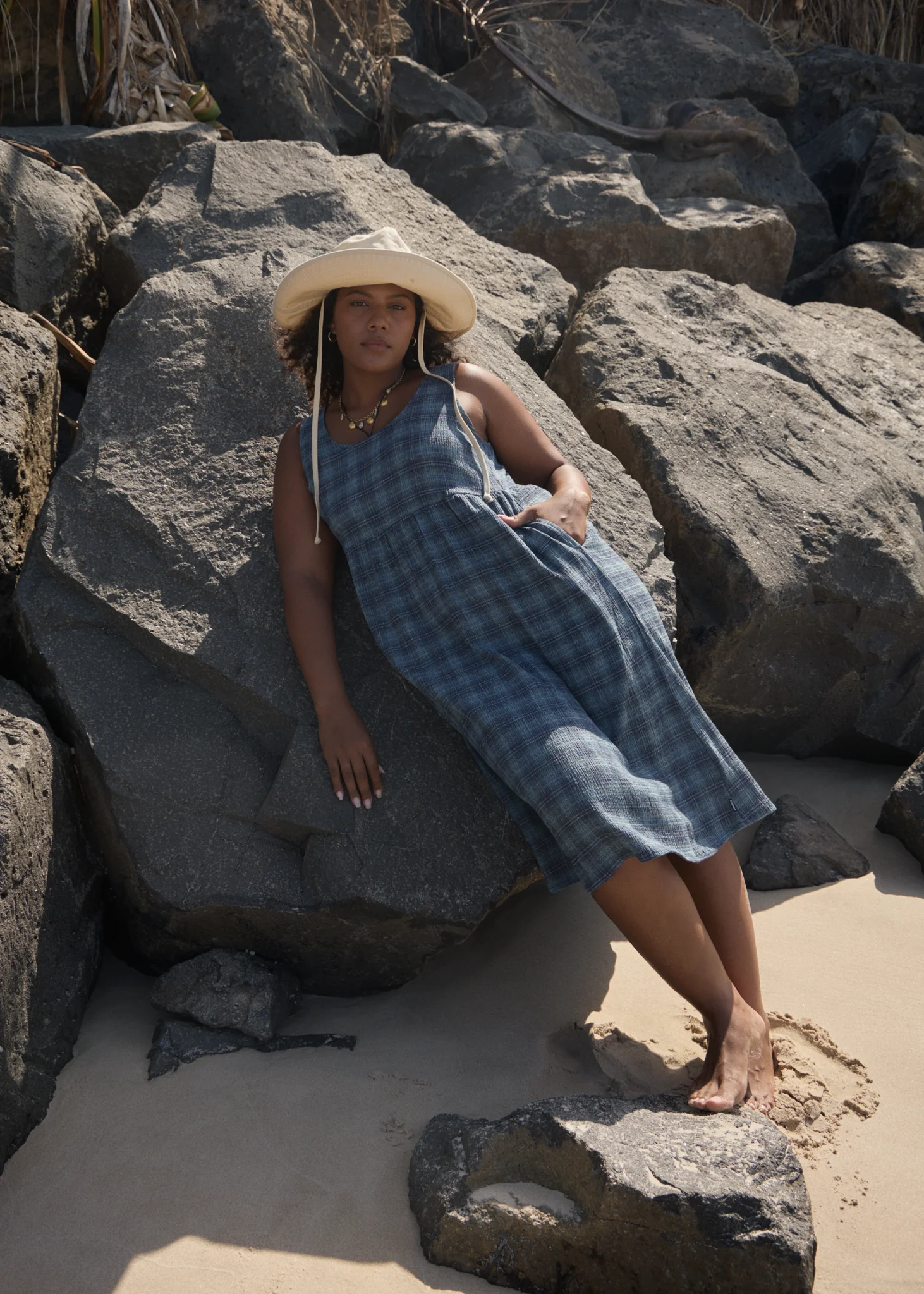 AFENDS Womens Position - Seersucker Midi Dress - Navy Check - Image 8